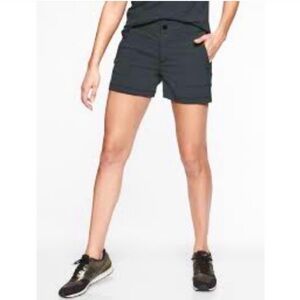 ATHLETA Trekkie Short 4" in Black